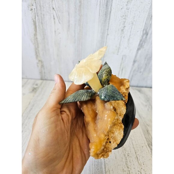 Calcite crystal mushroom plant rock unique agate - Picture 11 of 12